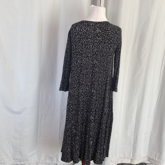 DE COLLECTION Black and white midi dress comfortable loose and Chloe. Sz S - Picture 3 of 4